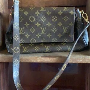 Louis Vuitton Looping PM